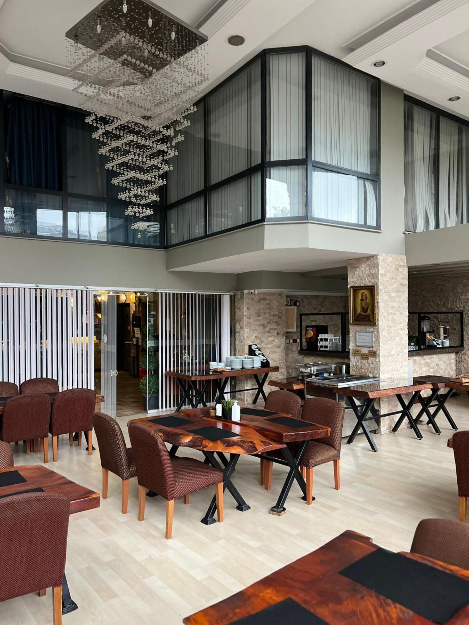 Grand Park Center Otel